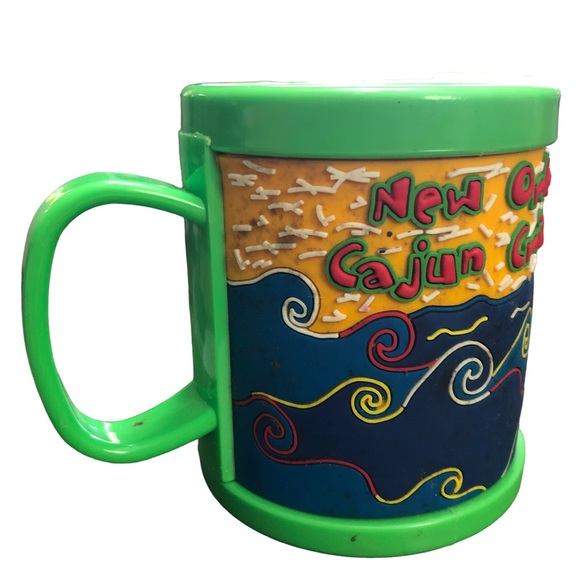 New Orleans Cajun Critter Kids 3D Rubber/Plastic Mugs, Crocs & Crawfish Themed - Picture 4 of 8